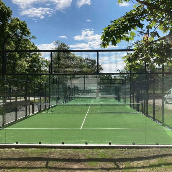 MONDO-kostnad för att bygga padelbana